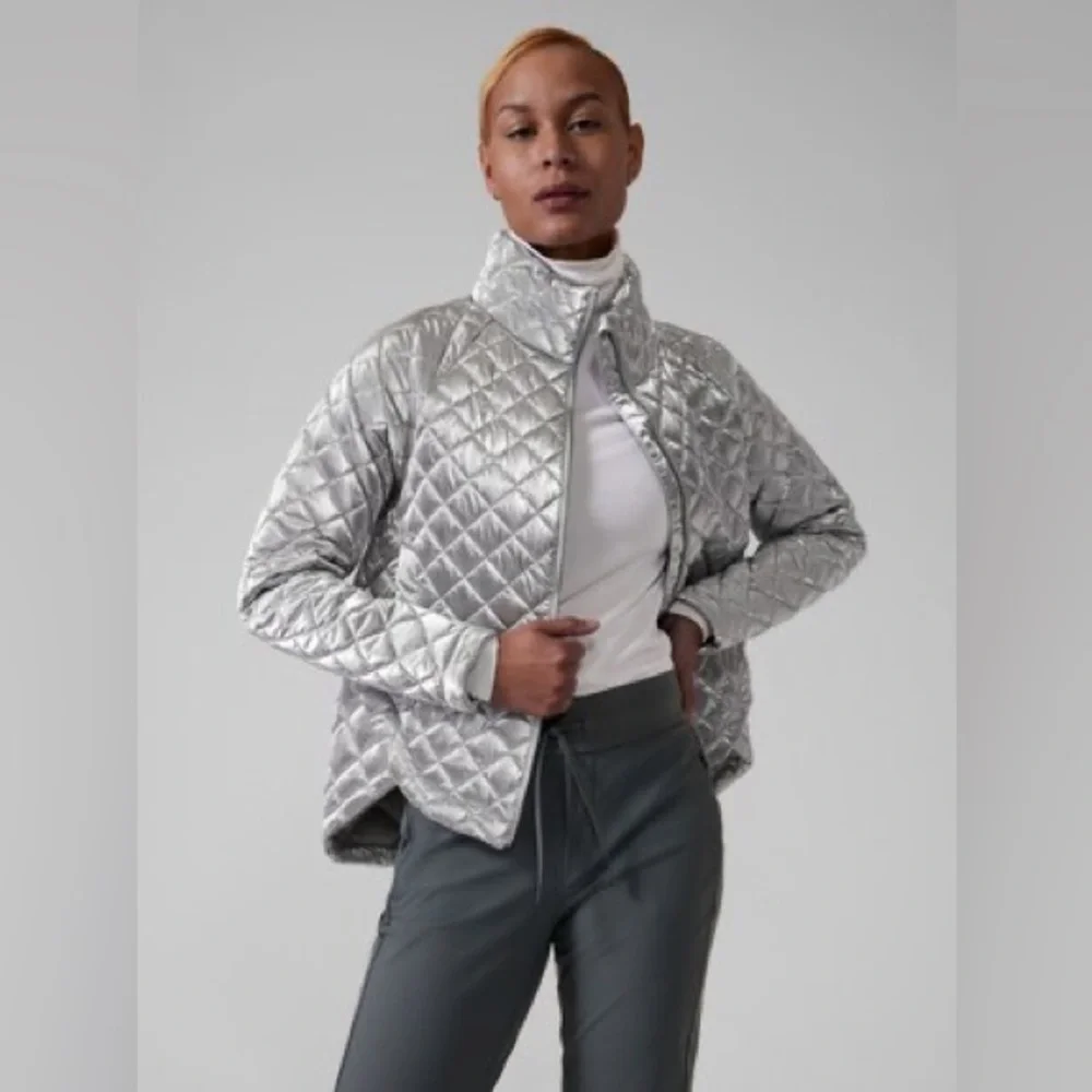 Athleta Whisper Featherless Metallic Jacket Silver Women's Small size - Picture 1 of 13